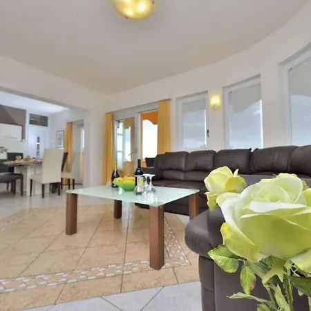 Сasa de vacaciones Apartment Zadar *